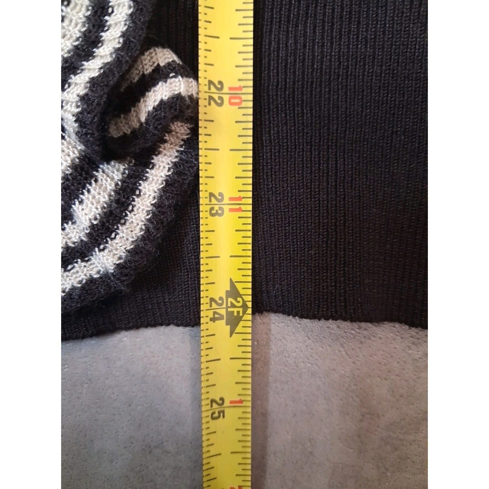 Ruffle Style Cardigan Women Size Large Zip Up Girly Old Money Work Wear - Picture 10 of 10